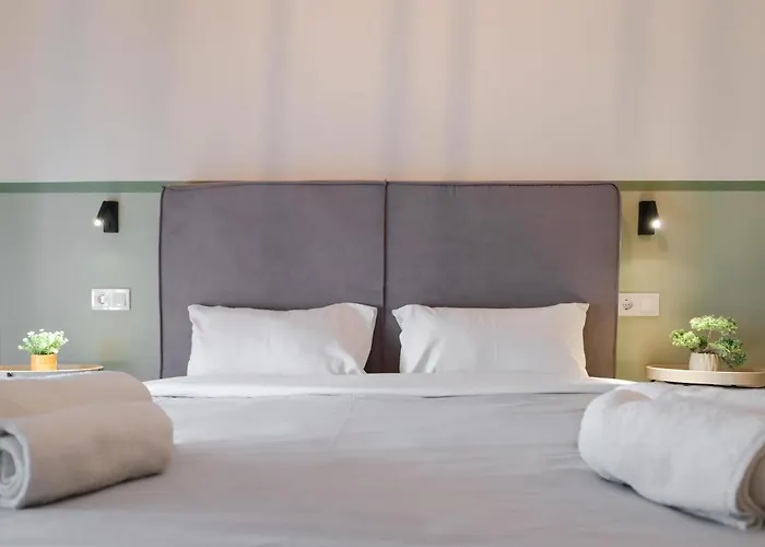 Orsiida Classic Double Room Volos